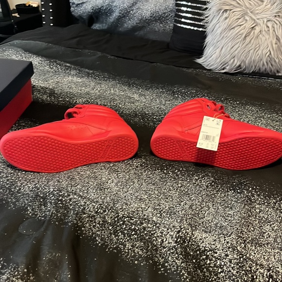 Cardi B Reebok - Picture 5 of 5